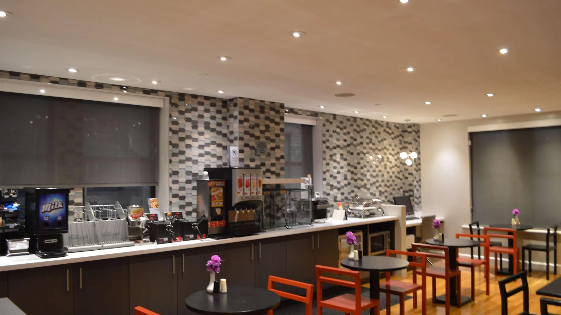 Best Western Plus Hospitality House Suites New York USA