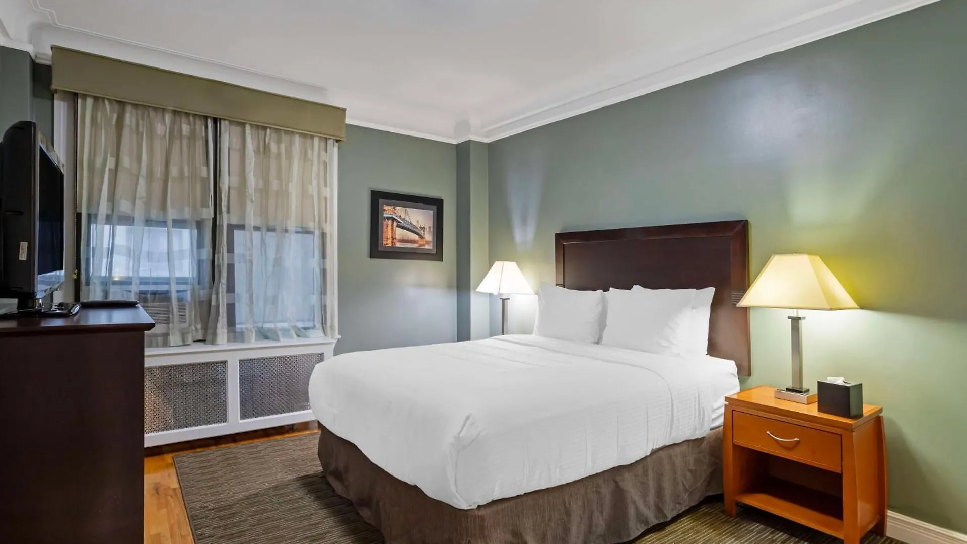 Best Western Plus Hospitality House Suites New York 3*,  USA