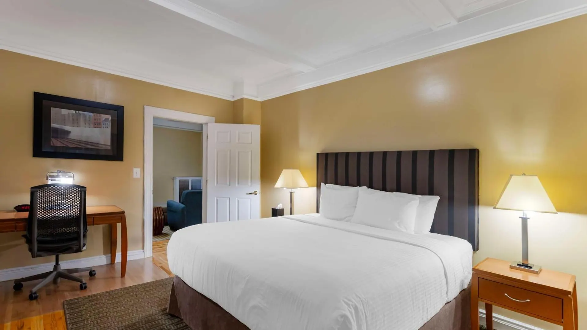 Best Western Plus Hospitality House Suites New York